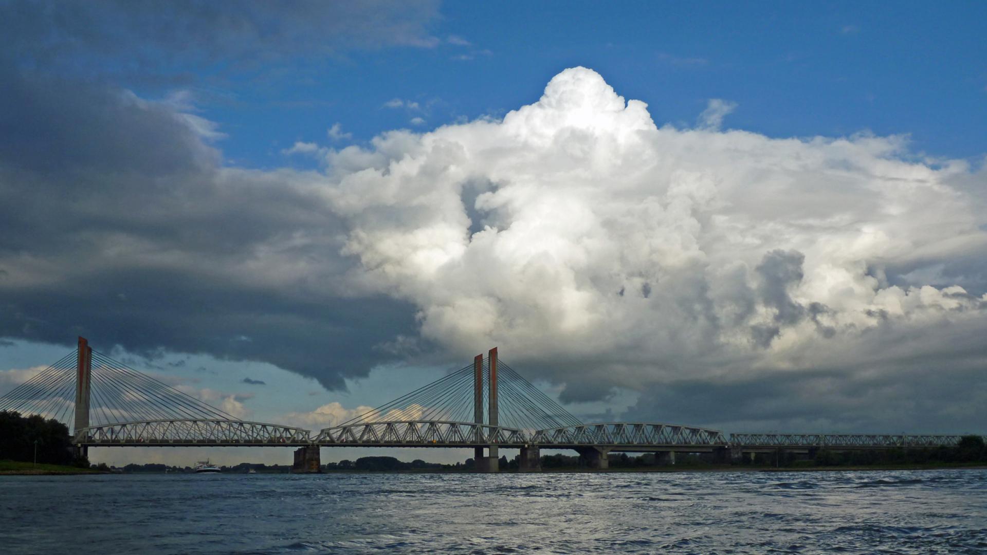 Waalbrug.jpg